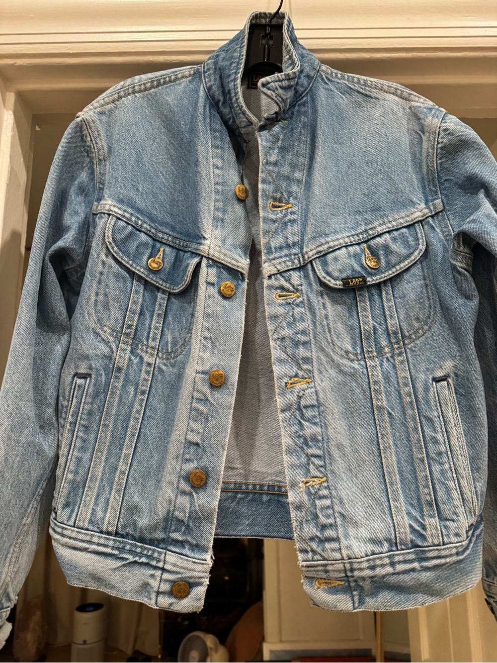 Lee Light Wash Blue Denim Jacket with Stand Collar. Vintage 80s!